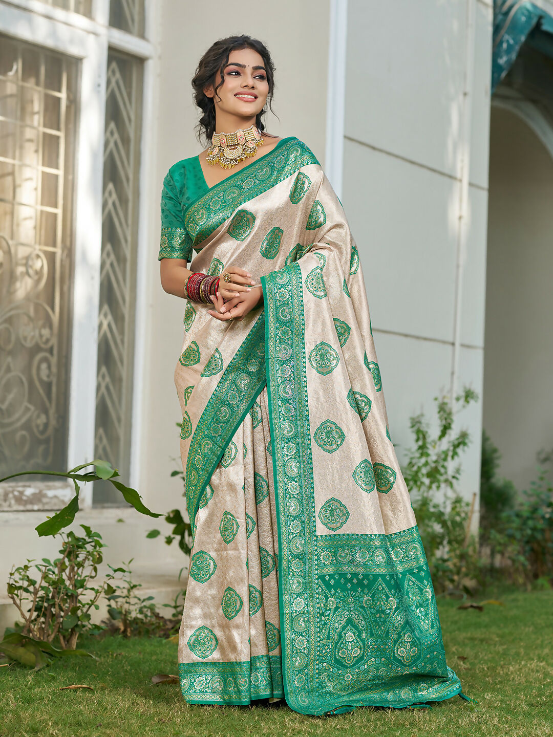 Shree Shyam Fashion Cream With Sea Green Silk Blend Saree - Distacart