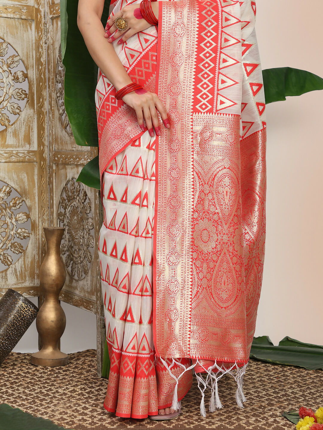 Astita Linen Cotton Red & White Saree