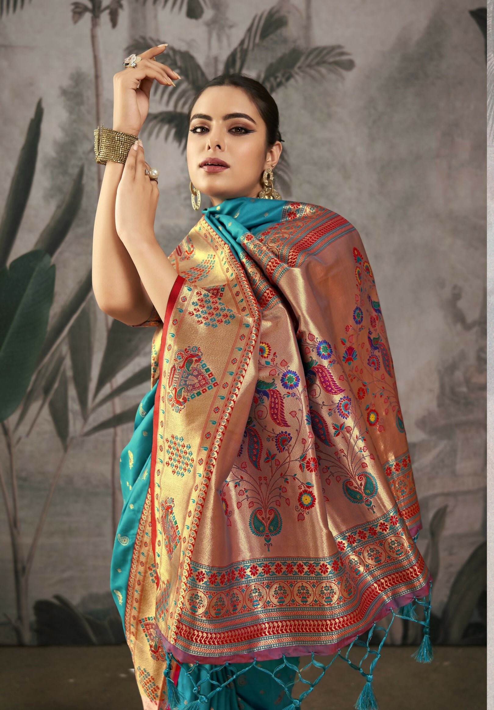 Vishnu Weaves Women's Rama Paithani Silk Saree with Blouse - Distacart