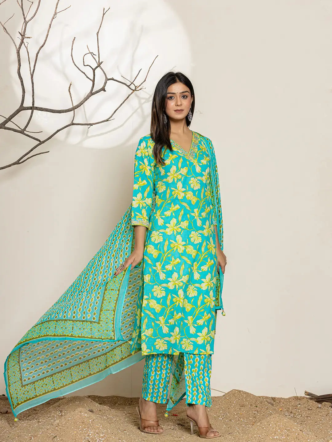 Yufta Cotton Green Kurta Dupatta Pant Set - Distacart
