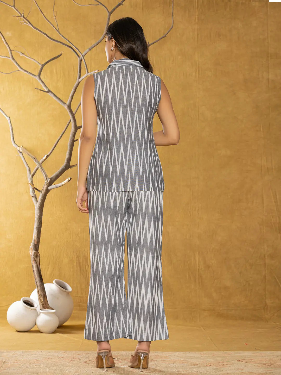 Yufta Cotton Grey Ikat Co-Ord Set - Distacart