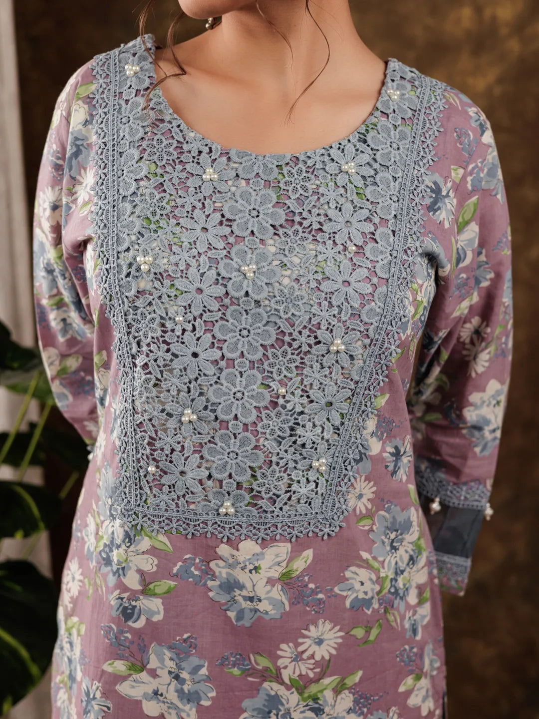 Yufta Cotton Kurta Dupatta Set With Lace Detailing