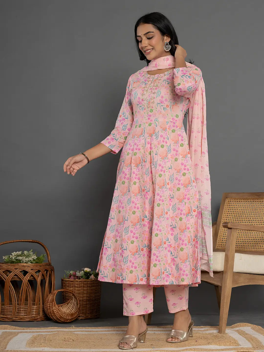 Yufta Cotton Peach Kurta Dupatta Pant Set - Distacart