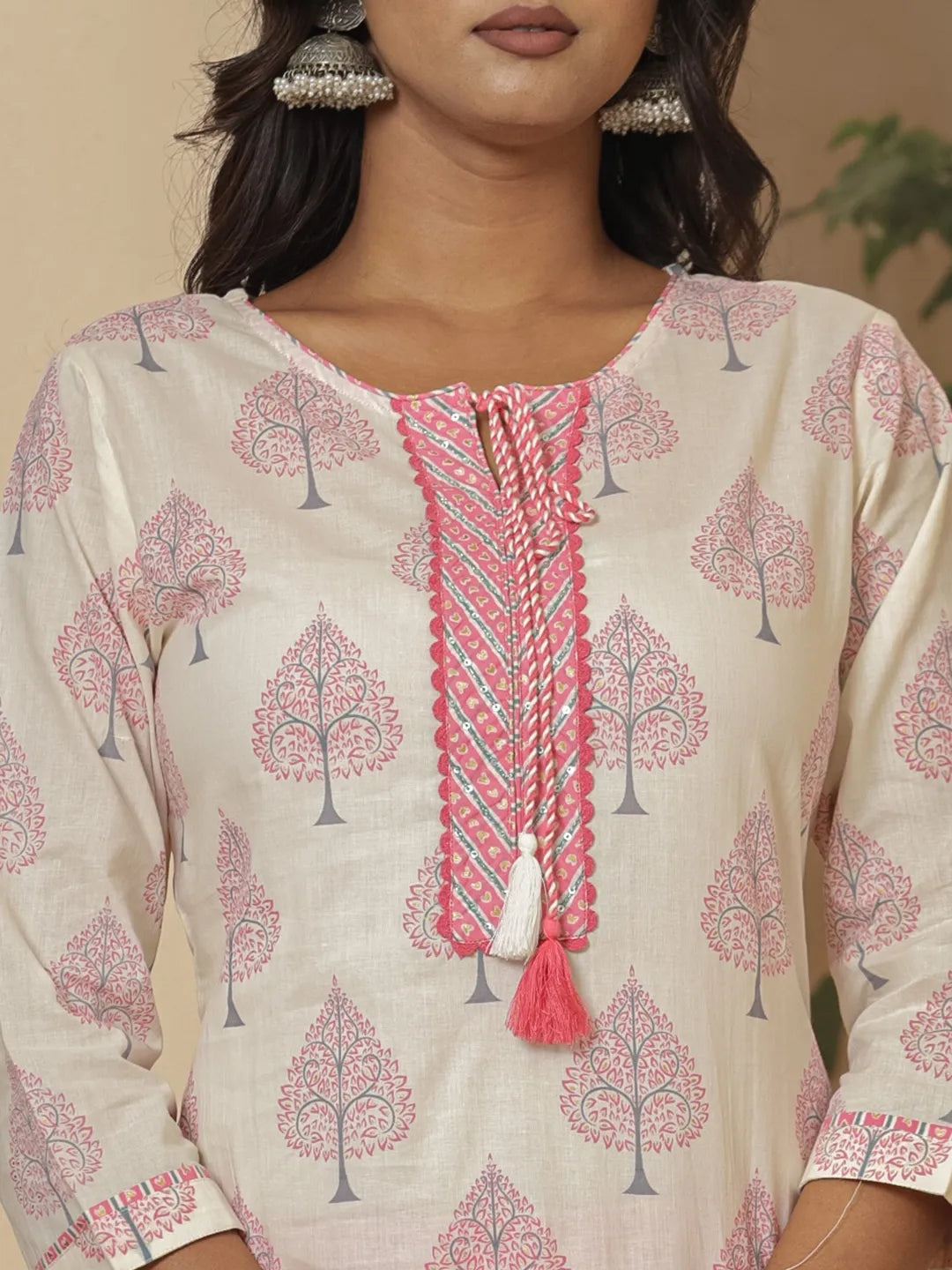 Yufta Cotton Pink And White Kurta Dupatta Set