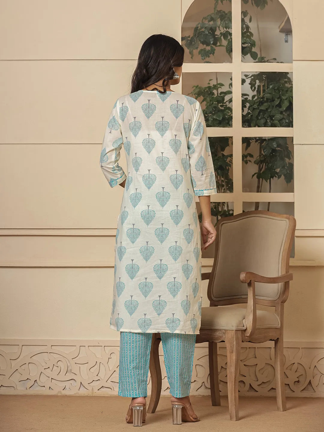 Yufta Cotton Turquoise Blue And White Kurta Dupatta Set