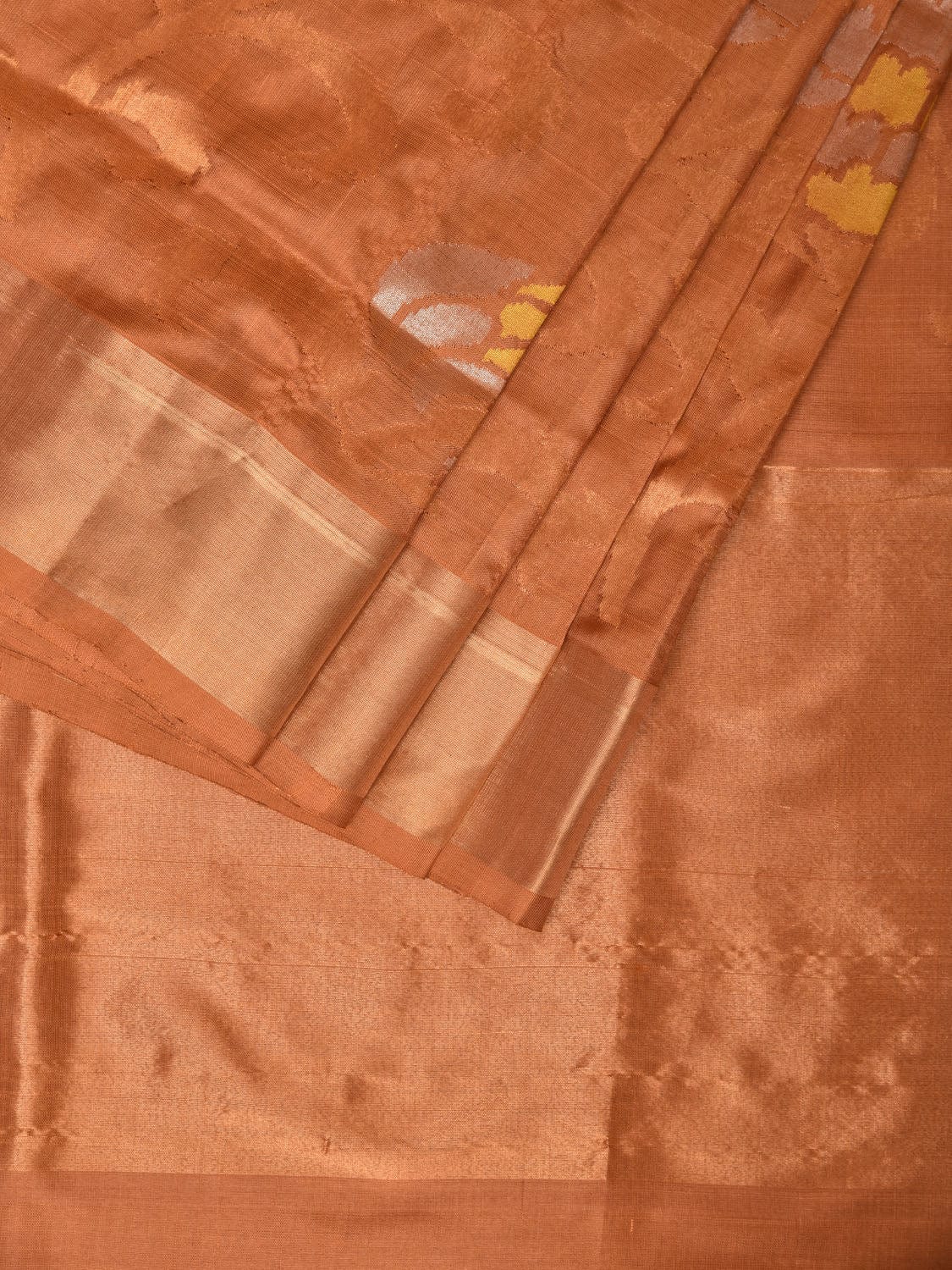 Cream Uppada Silk Handloom Saree with All Over Design - Global Threads - Distacart