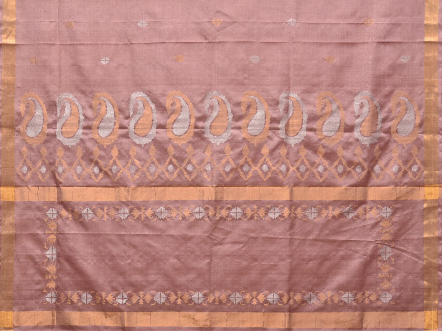 Cream Uppada Silk Handloom Saree with Mango Pallu Design - Global Threads - Distacart
