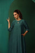 Thumbnail for trueBrowns Teal Silk Handkerchief Kurta Pant Set - Distacart