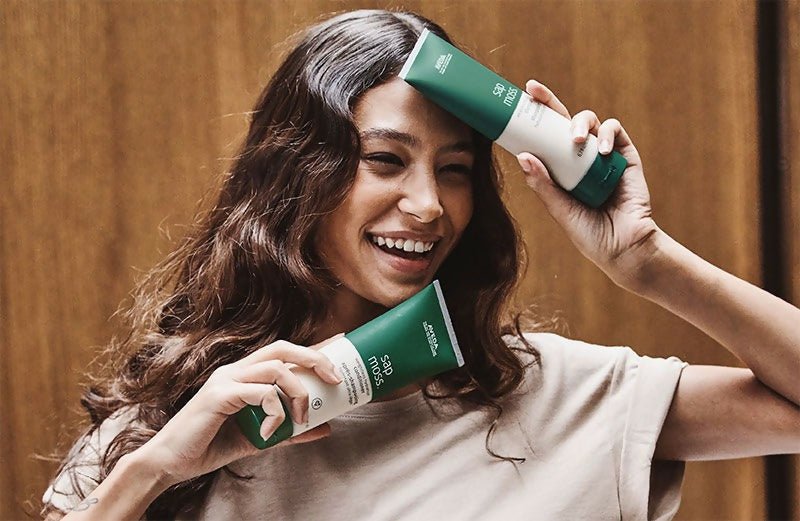 Aveda Sap Moss Weightless Hydration Shampoo - Distacart
