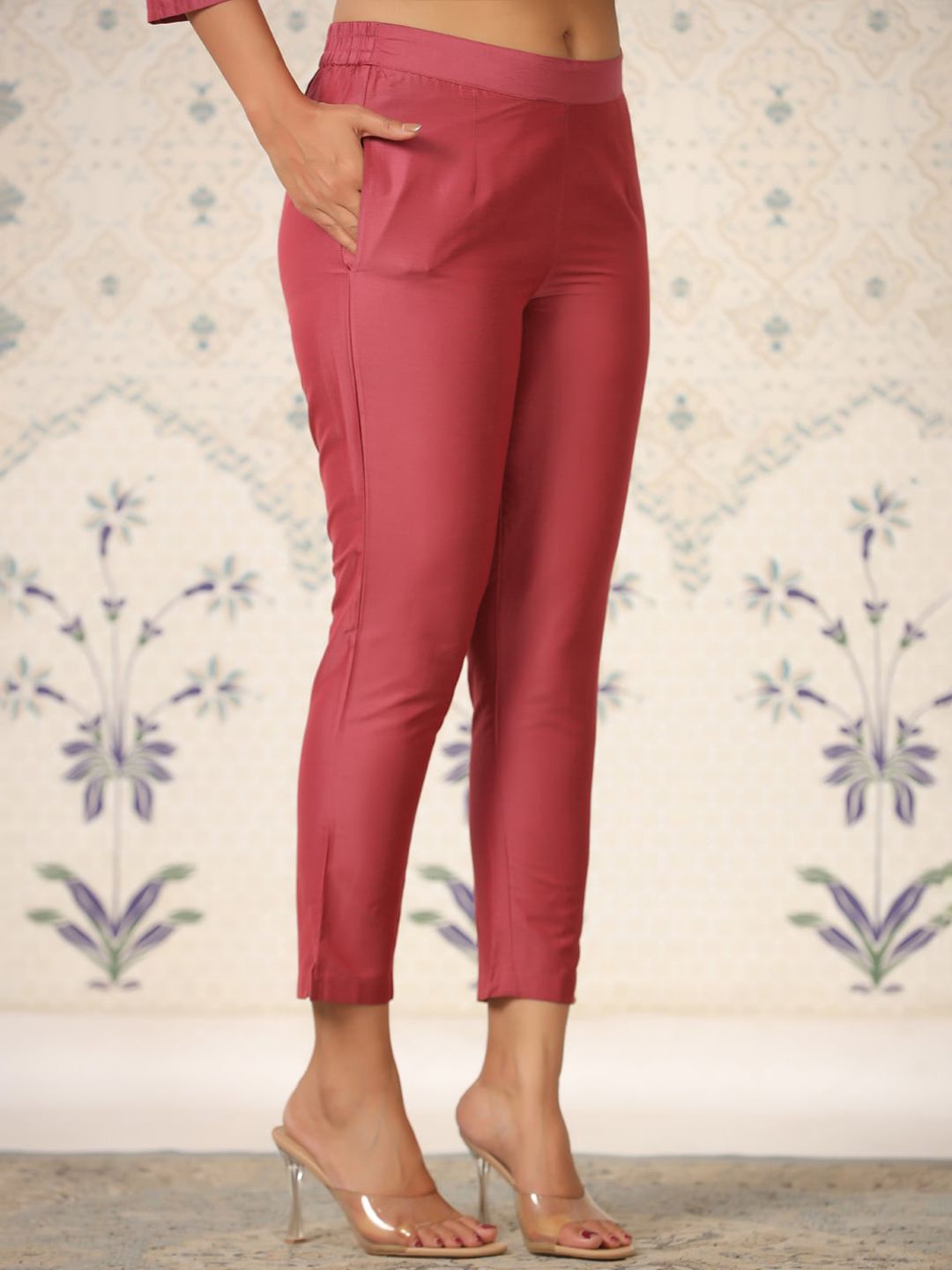 Ode by House of Pataudi Ethnic Motifs Yoke Design Thread Work Kurta With Trouser - Distacart