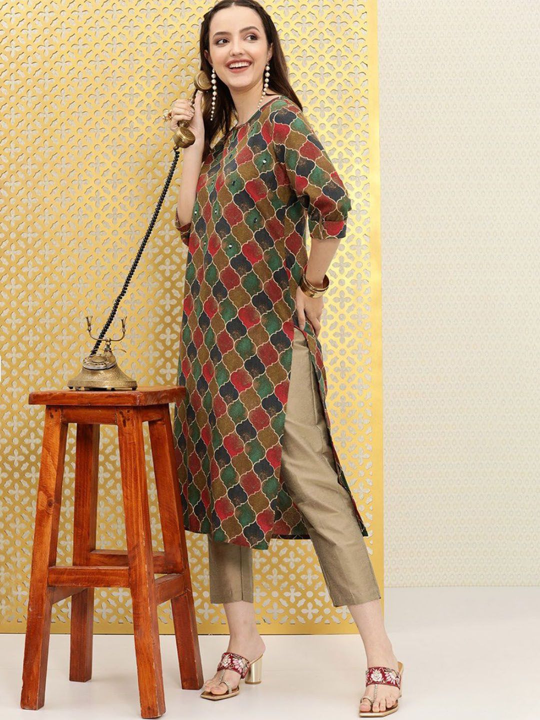 Ode by House of Pataudi Ethnic Motifs Printed Boat Neck Mirror Work Detailed Kurta - Distacart