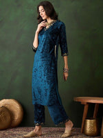 Thumbnail for Sangria Yoke Design Velvet Straight Kurta