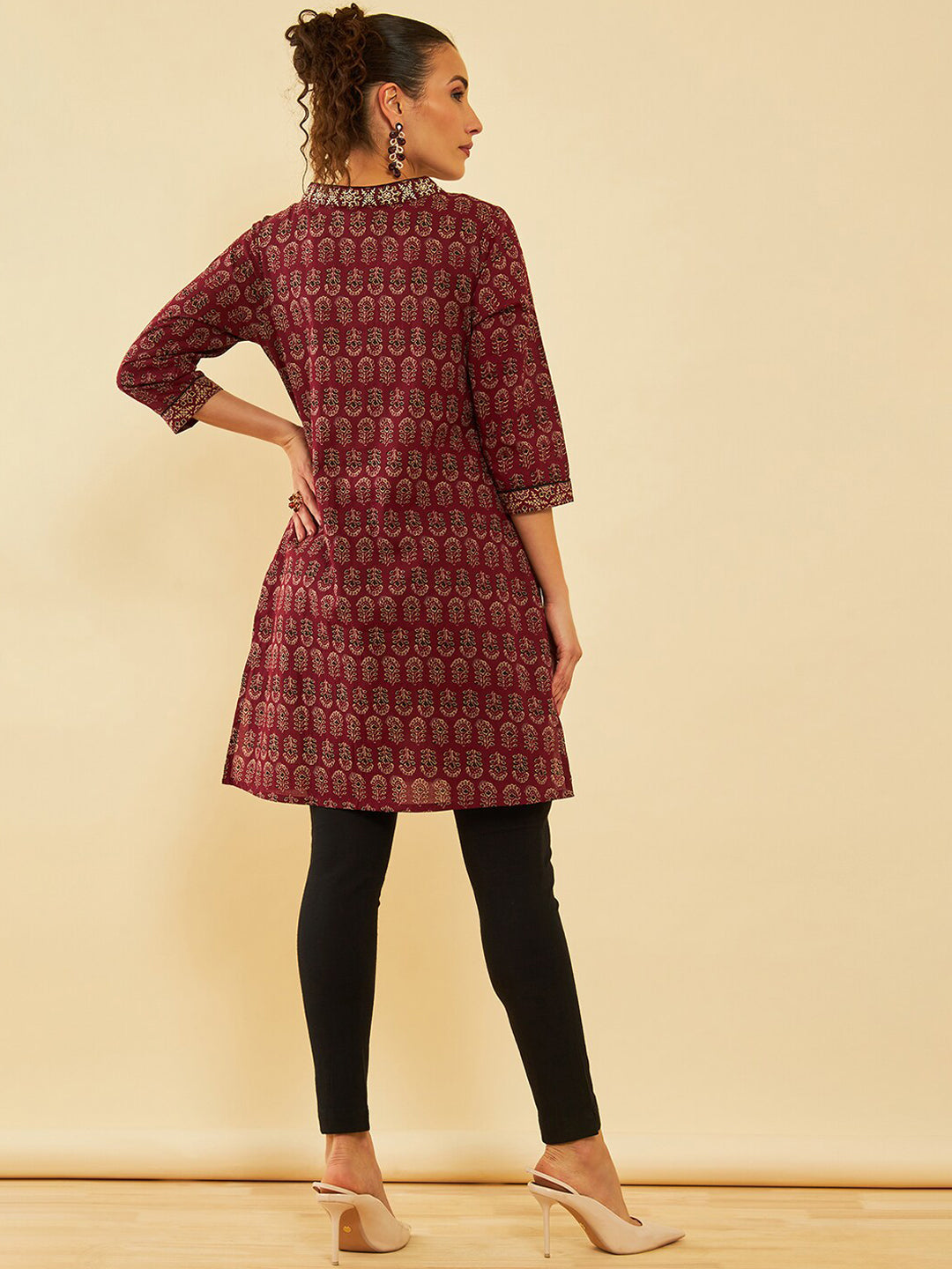 Soch Floral Printed Cotton Zari Thread Work Kurta - Distacart