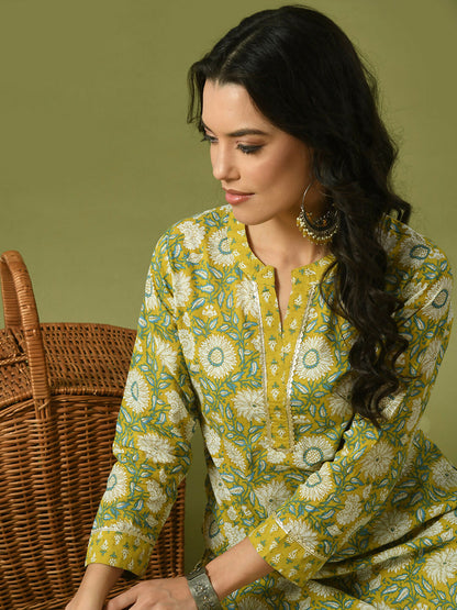 Myshka Women's Multi Printed Cotton Straight Party Kurta Set - Distacart