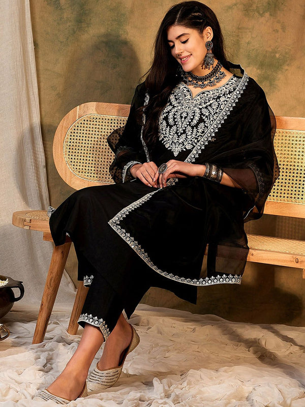 Indo Era Floral Yoke Design Regular Thread Work Kurta With Trousers & Dupatta