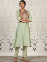 Thumbnail for Ode by House of Pataudi Women Floral Thread Work Kurta - Distacart