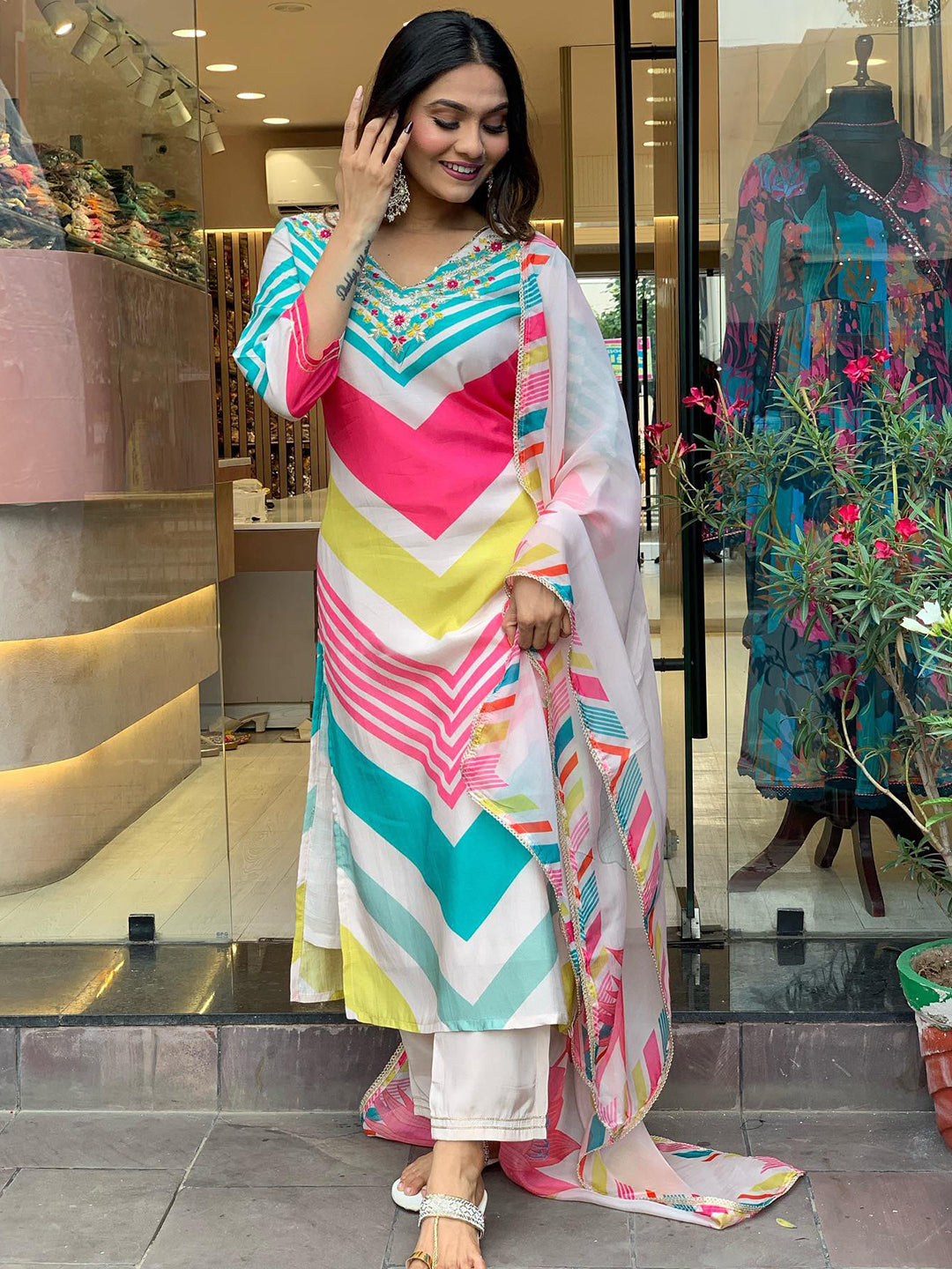 Kalini Chevron Printed Beads & Stones Regular Kurta With Trousers & Dupatta - Distacart
