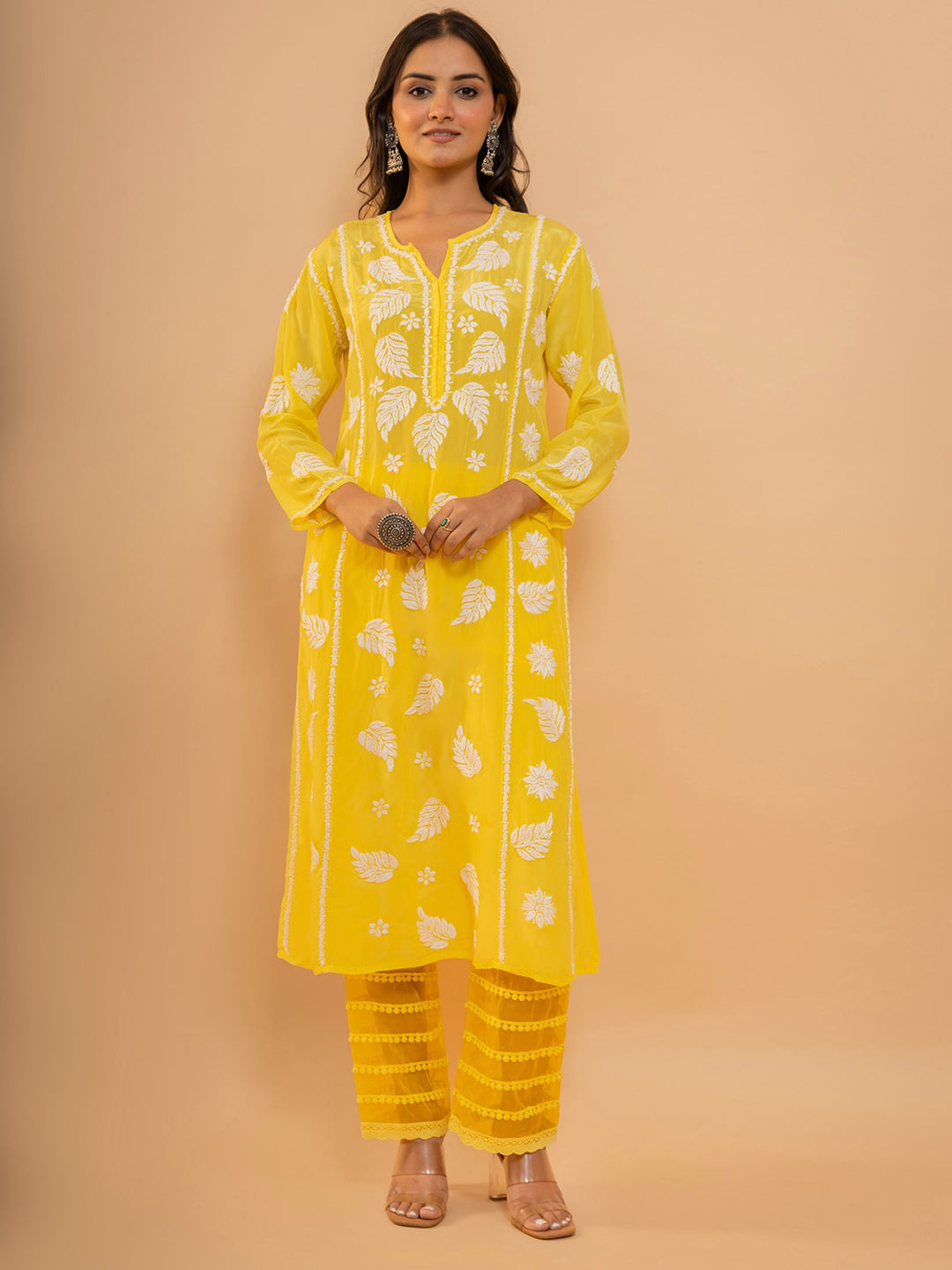 HOUSE OF KARI Floral Embroidered Chikankari Kurta - Distacart