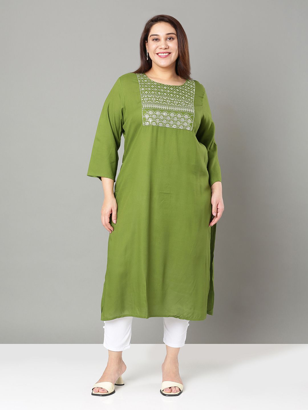Sztori Plus Size Floral Yoke Design Thread Work Straight Kurta - Distacart