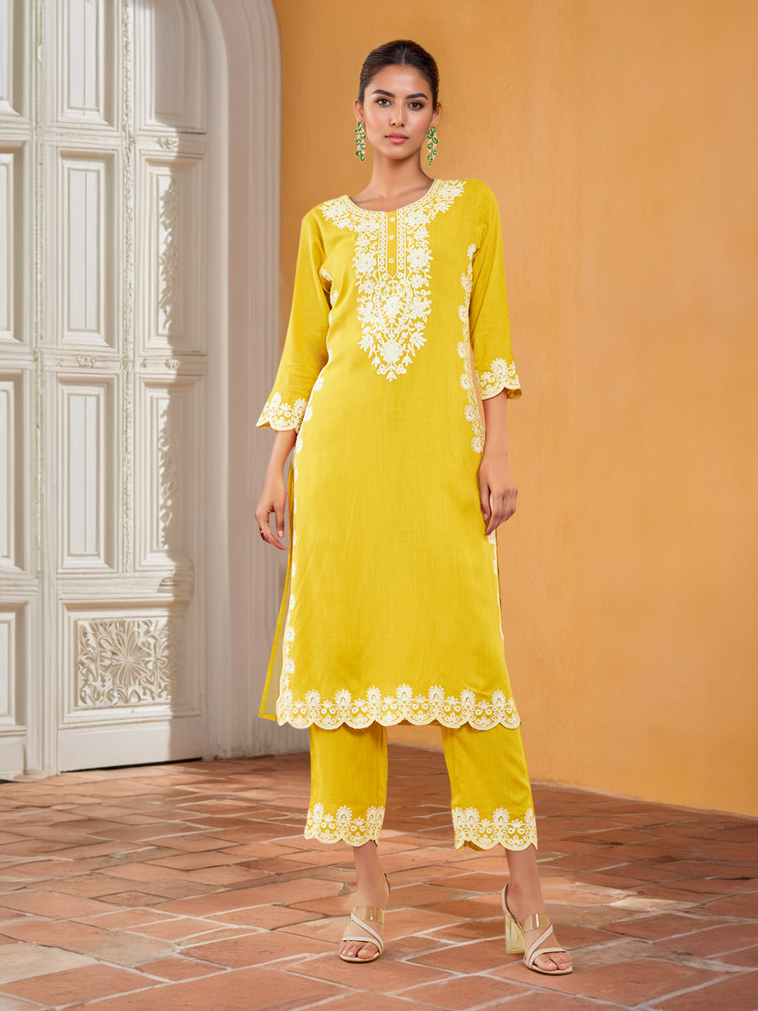 Soch Floral Embroidered Regular Thread Work Kurta with Trousers - Distacart