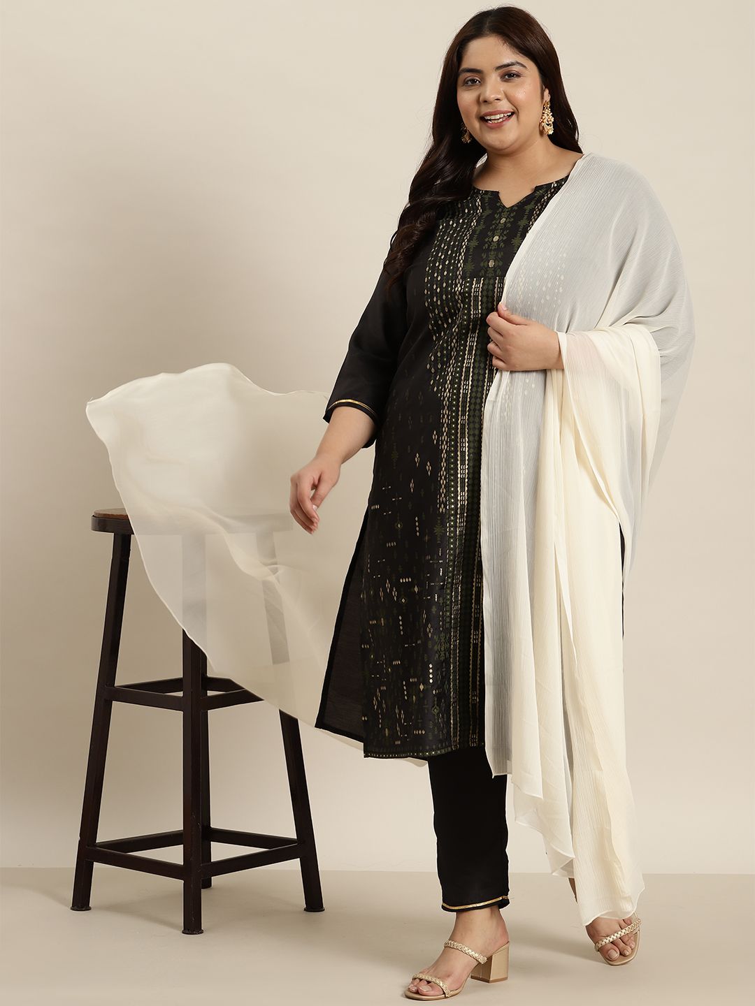 Sztori Plus Size Ethnic Motifs Printed Kurta with Trousers & Dupatta - Distacart