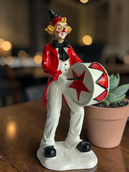 Sun Mun Decors Drum Shield Clown Figurine