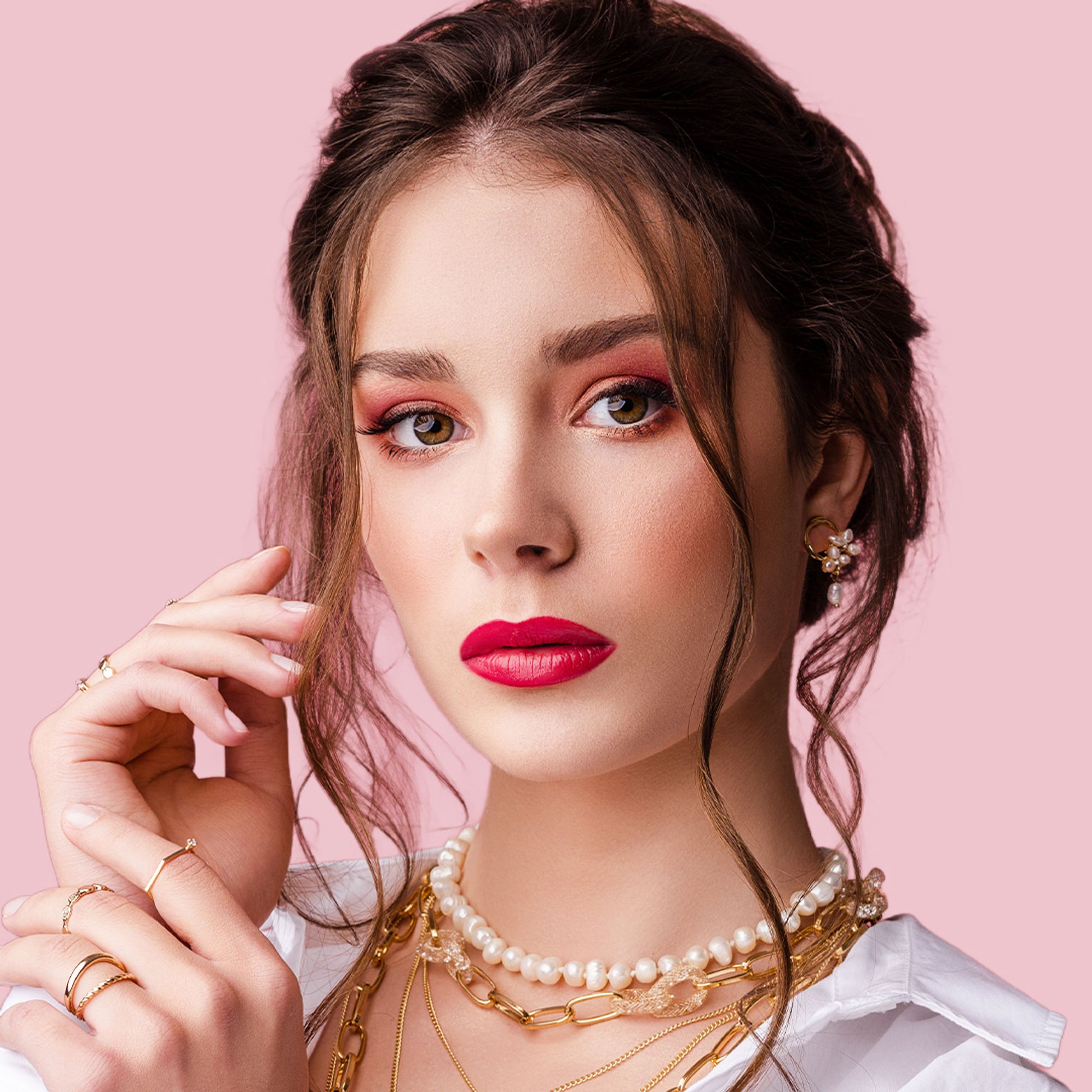 Makeup Revolution X Friends Palette - Rachel - Distacart