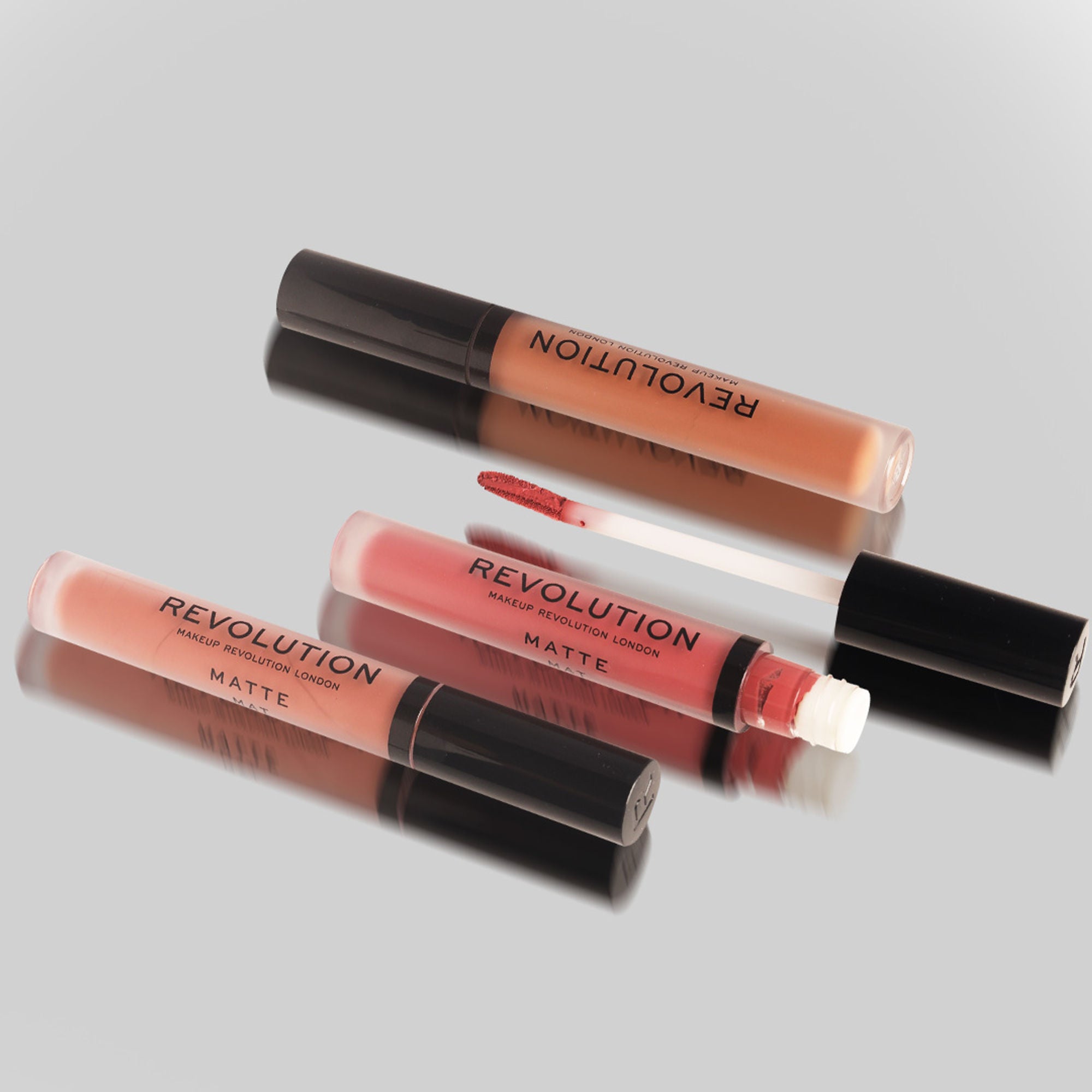 Makeup Revolution Matte Lipstick - Chauffeur 110