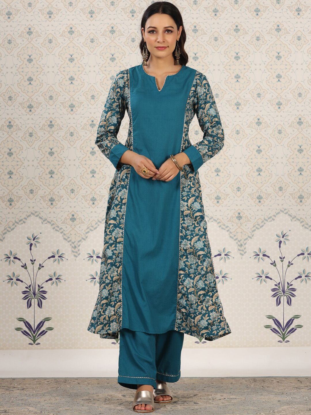 Ode by House of Pataudi Floral Printed Panelled Gotta Patti Pure Cotton Kurta Set - Distacart