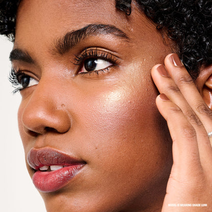 Benefit Cosmetics Glow-La-La Velvet Gleam Highlighter - Lumi - Distacart