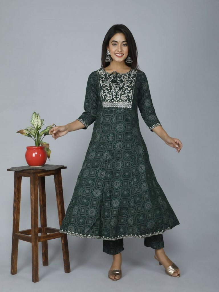 Alvano Women's Attractive And Stylish Rayon Anarkali Kurta With Pant And Dupatta - Distacart