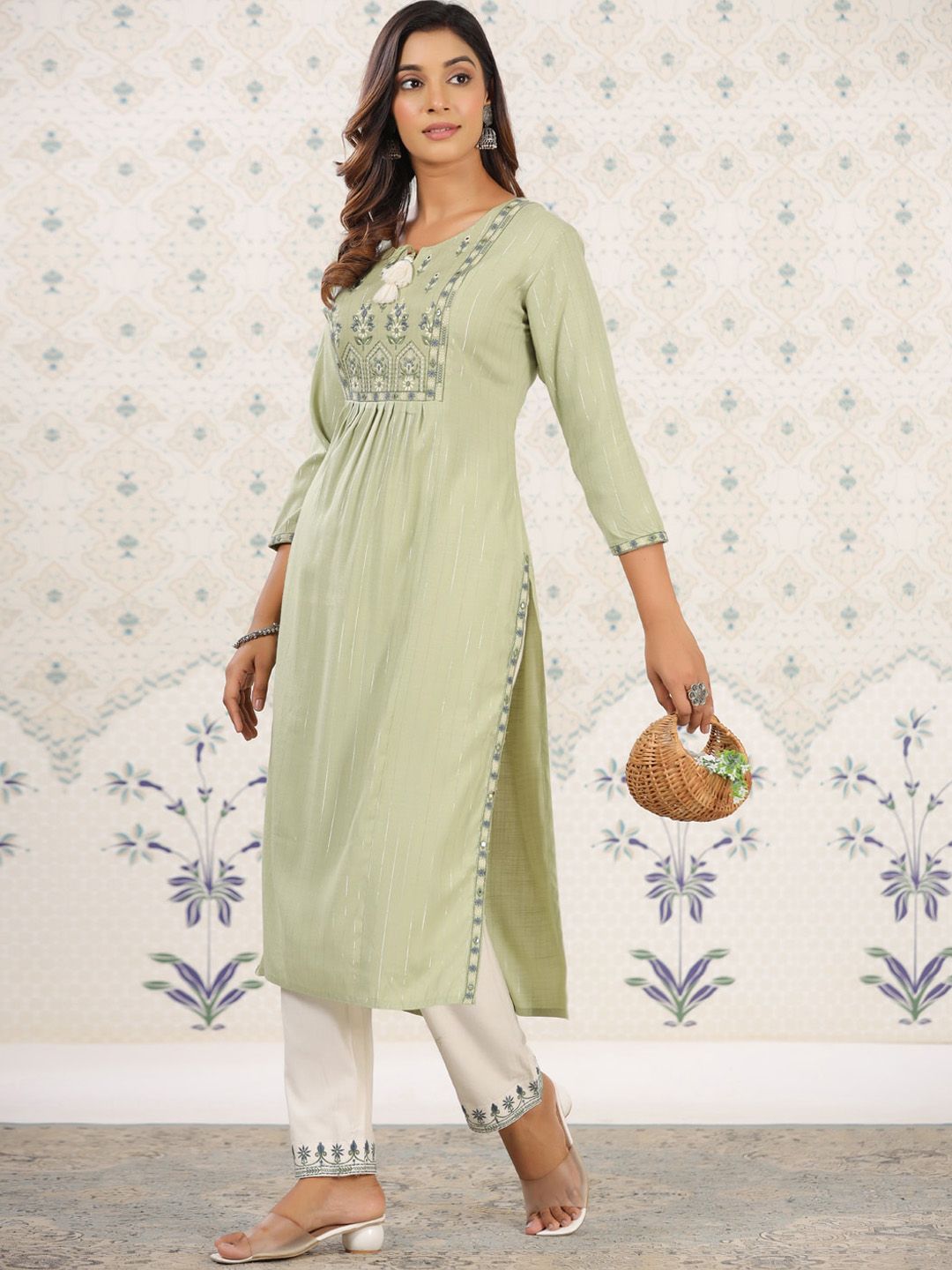 Ode by House of Pataudi Floral Embroidered Straight Kurta with Trousers - Distacart
