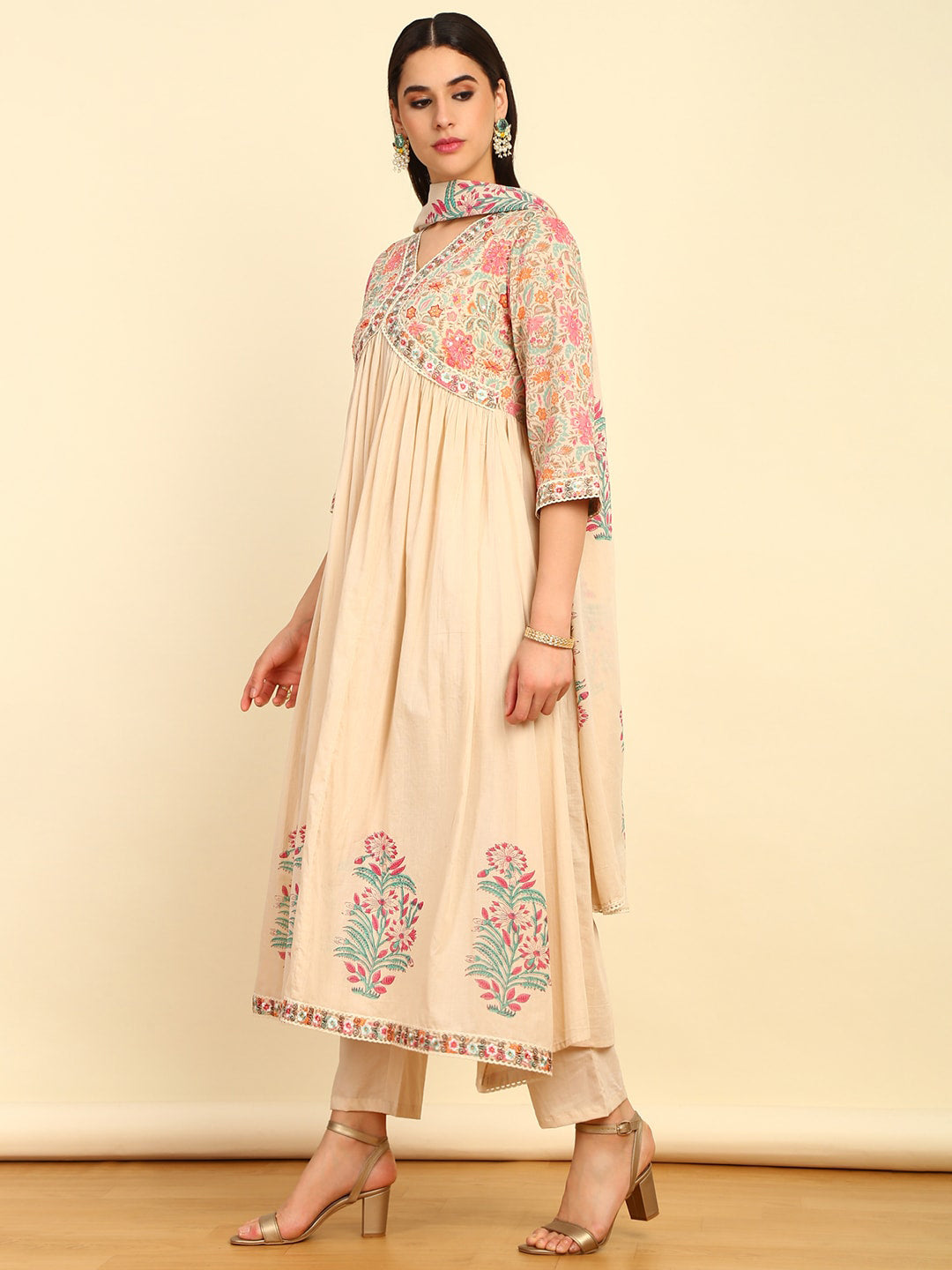 Soch Floral Printed Empire Sequinned Pure Cotton Kurta with Trouser & Dupatta - Distacart