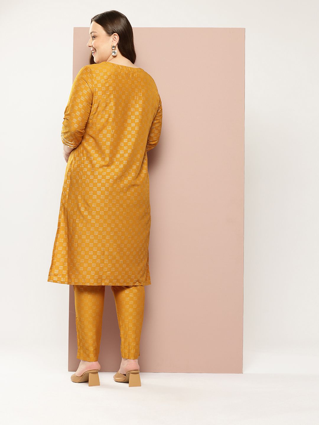 Sztori Plus Size Printed Gotta Patti Kurta