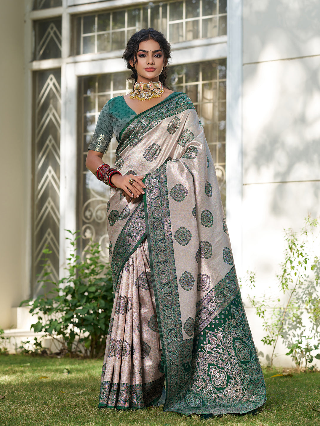 Anaita D Green Silk Blend Woven Saree With Blouse - Dista