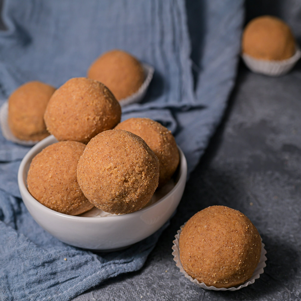 Vellanki Foods Bellam Sunnundalu (Jaggery) | Traditional & Healthy Sunnundalu made with with Urad Dal, Ghee & Jaggery - Distacart