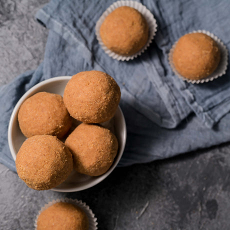 Vellanki Foods Bellam Sunnundalu (Jaggery) | Traditional & Healthy Sunnundalu made with with Urad Dal, Ghee & Jaggery - Distacart