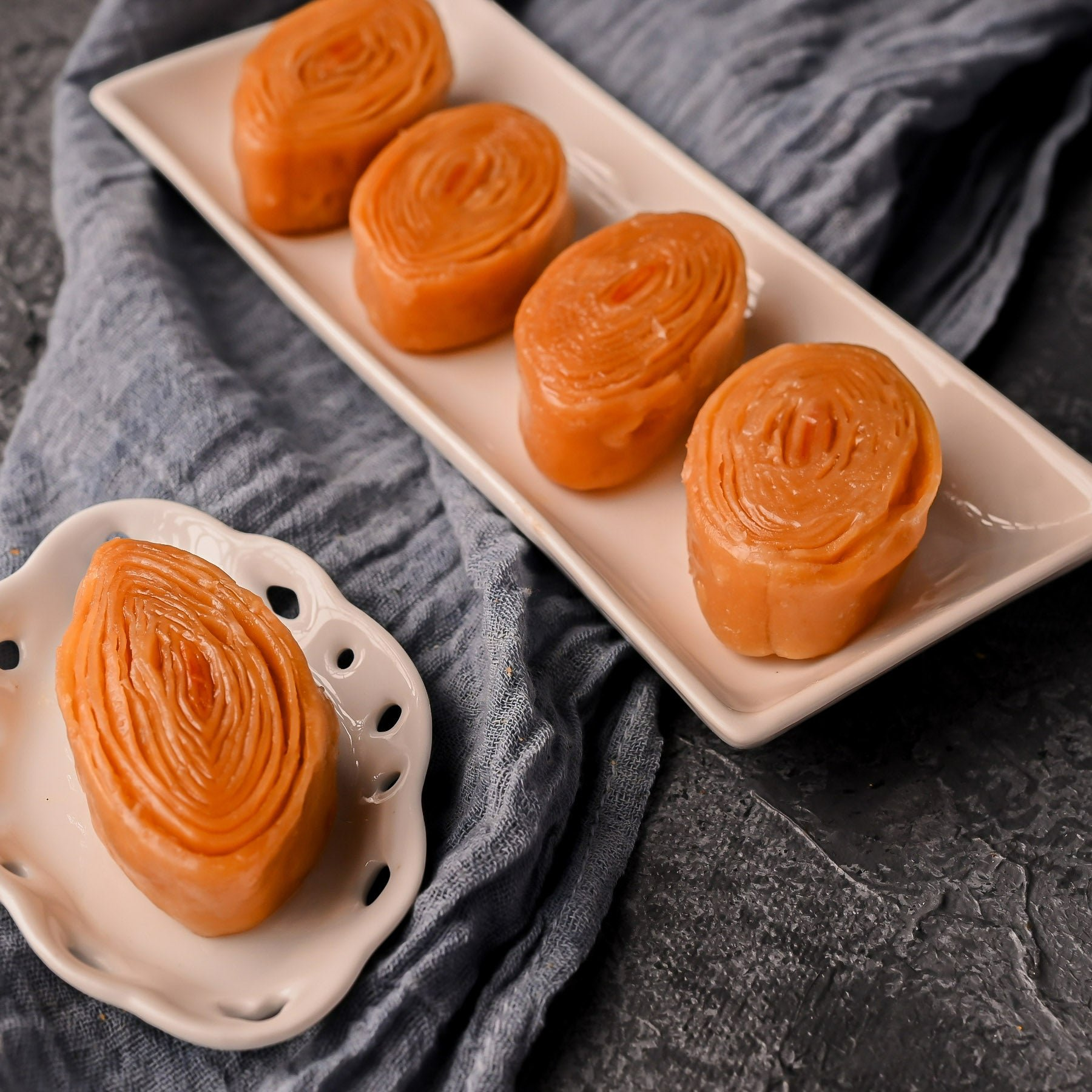 Vellanki Foods - Madatha Kaja (Small) - Distacart