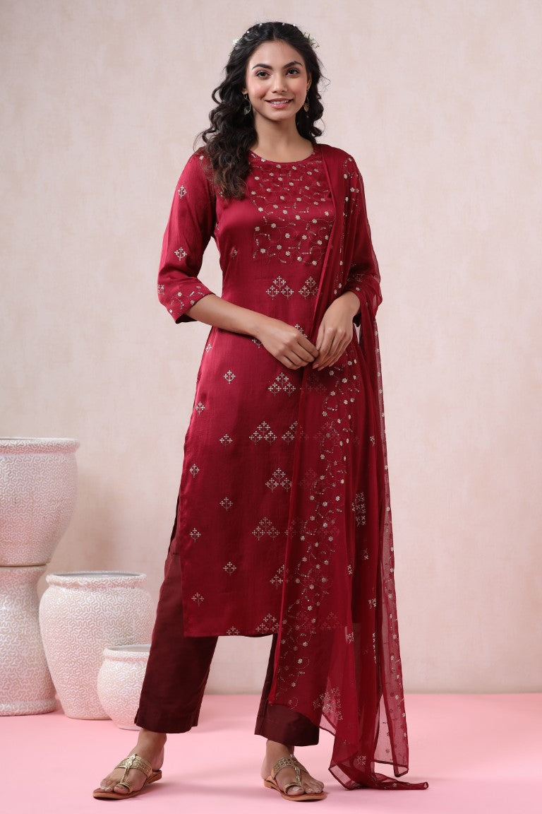 Juniper Women's Maroon Pure Silk Embellished Kurta Set - Distacart