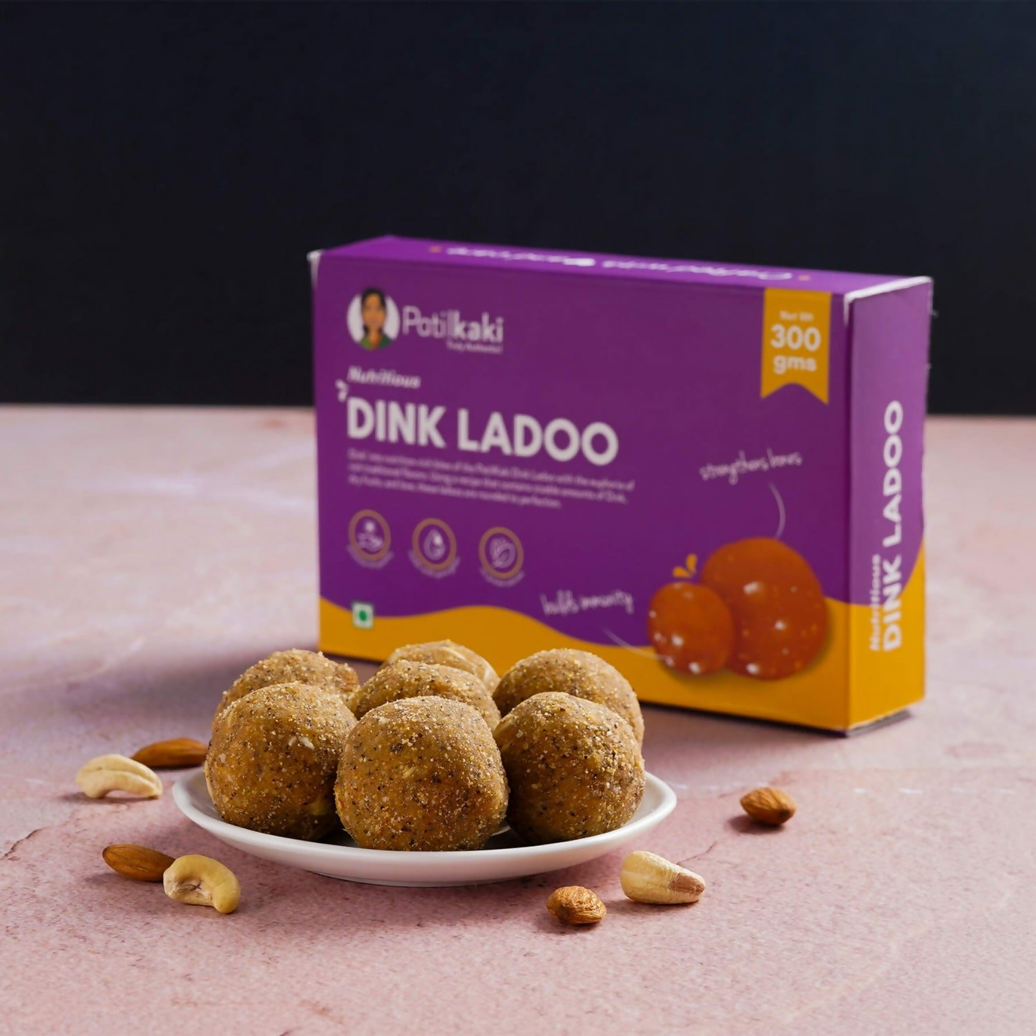Patilkaki Dink Ladoo