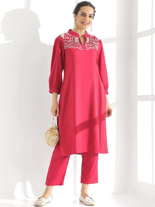 Anouk Fuchsia Floral Yoke Design Thread Work Detailed Straight Kurta With Trouser