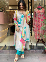 Thumbnail for Kalini Floral Printed Thread Work Kurta & Trousers With Dupatta - Distacart