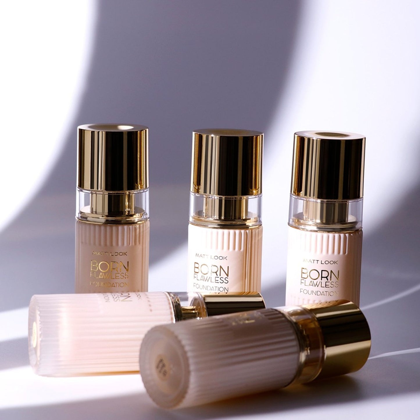 Matt Look Born Flawless Weightless Foundation - Born Ivory - Distacart