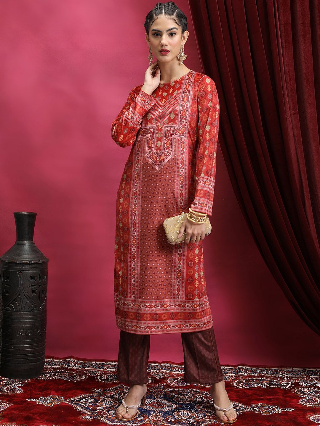 Vishudh Red Ethnic Motifs Printed Neck Straight Kurta