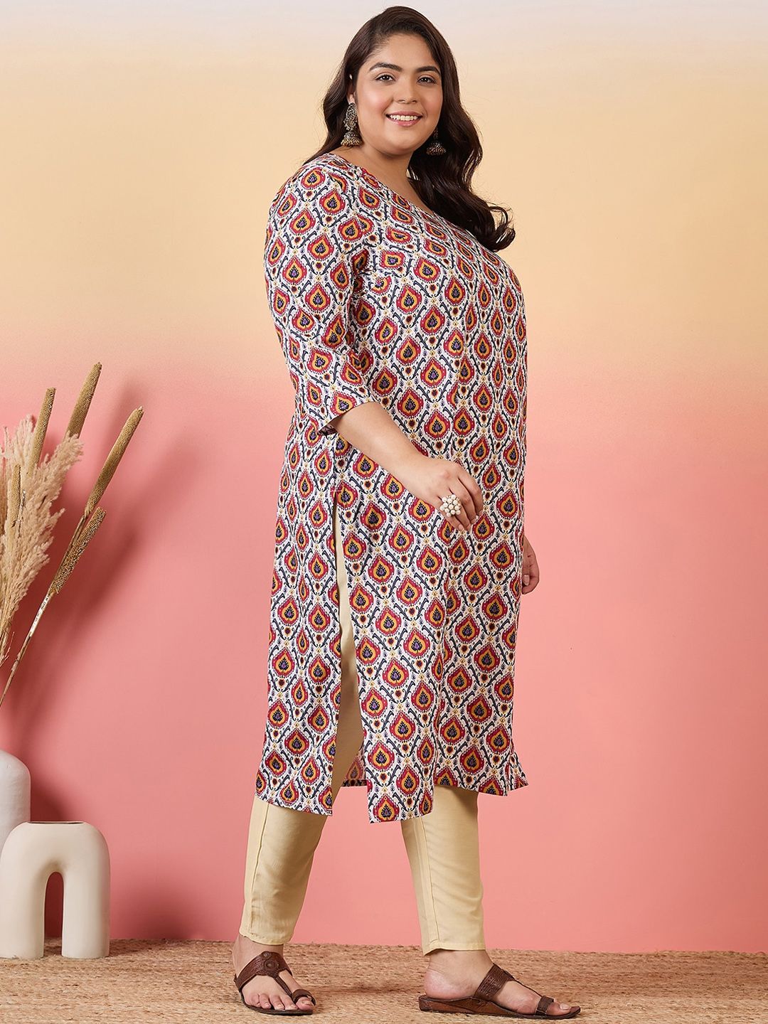Sztori Plus Size Ethnic Motifs Printed V-Neck Crepe Straight Kurta