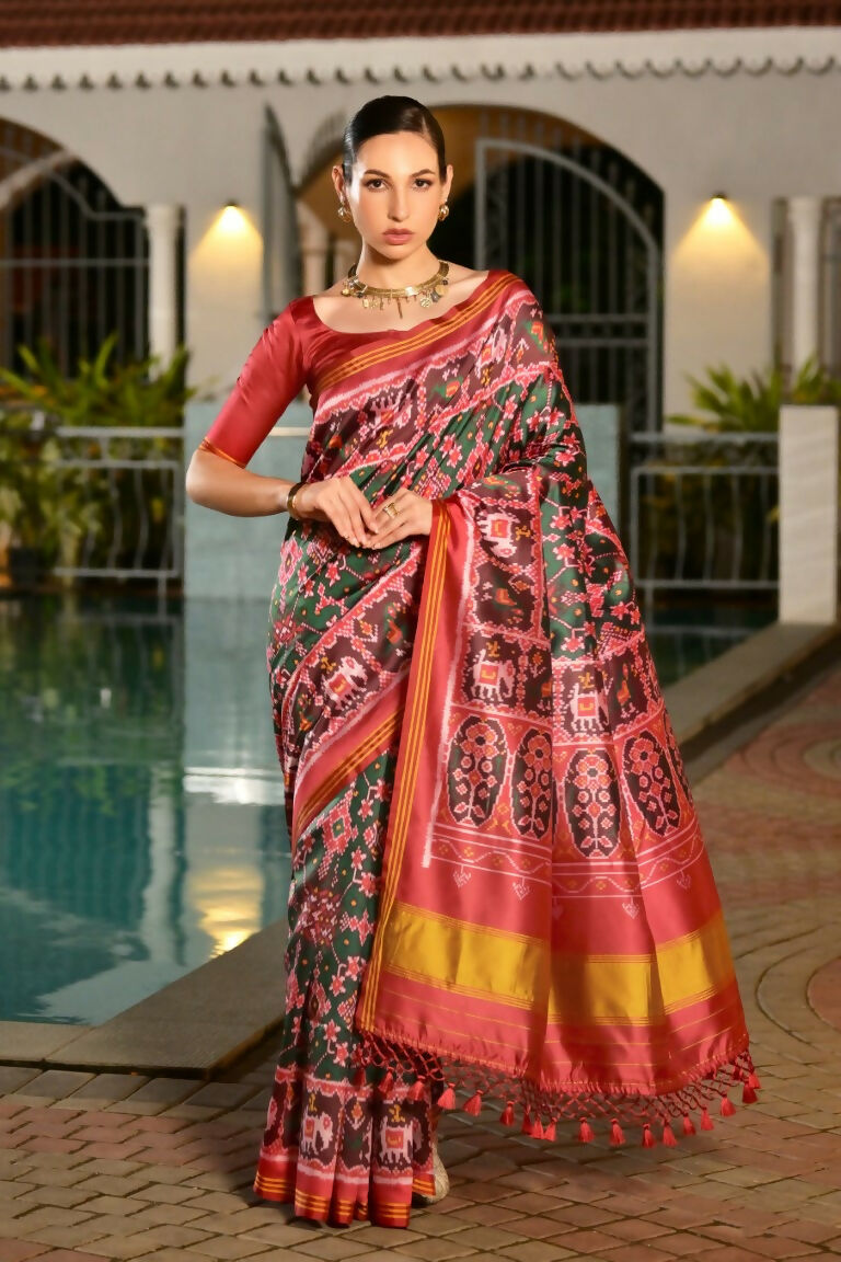 Vishnu Weaves Women's Green Banarasi Silk Patola Printed Saree with Blouse