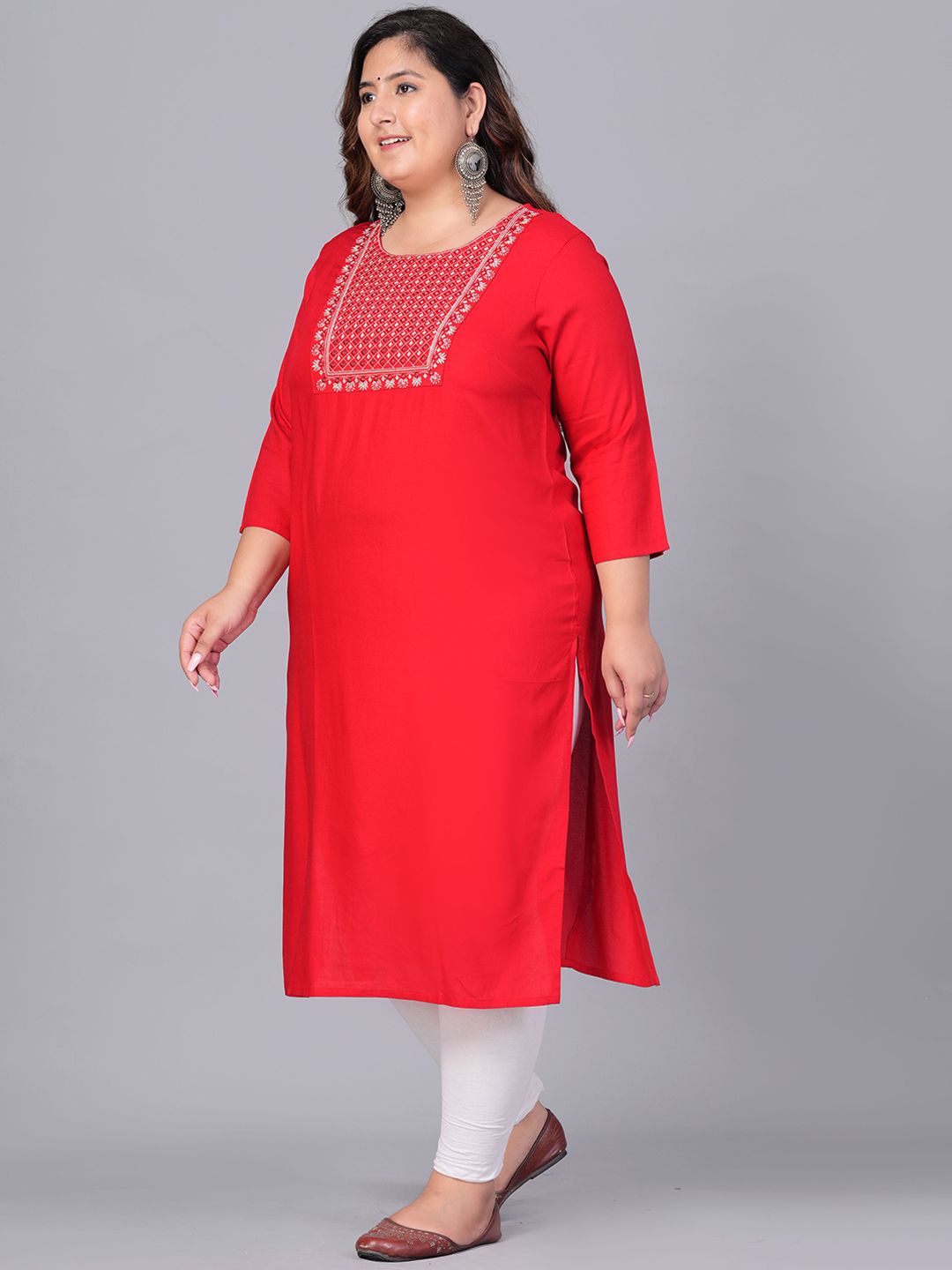 Sztori Women Yoke Design Thread Work Kurta - Distacart