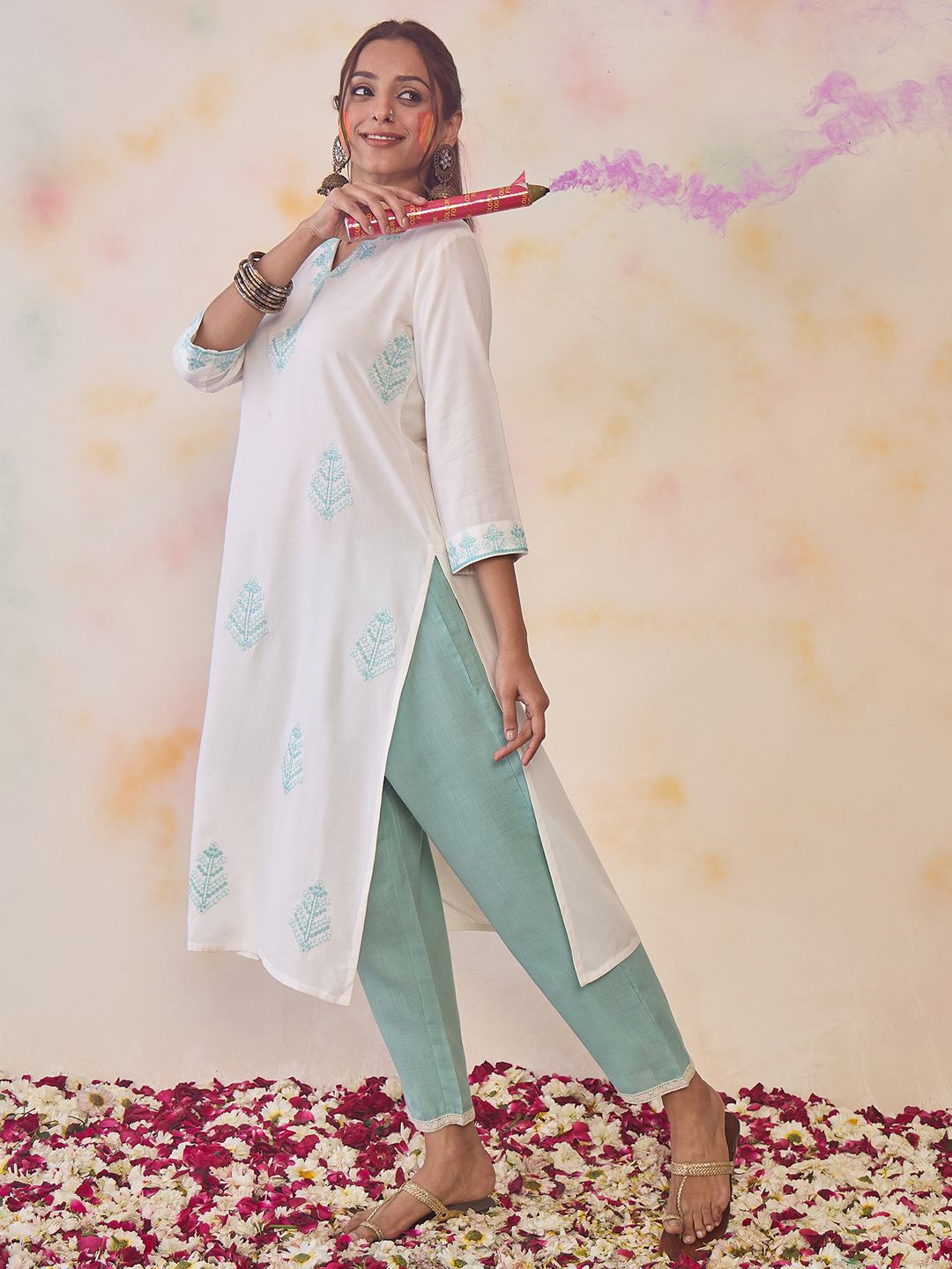 Indo Era Women Ethnic Motifs Embroidered Sequinned Floral Kurta