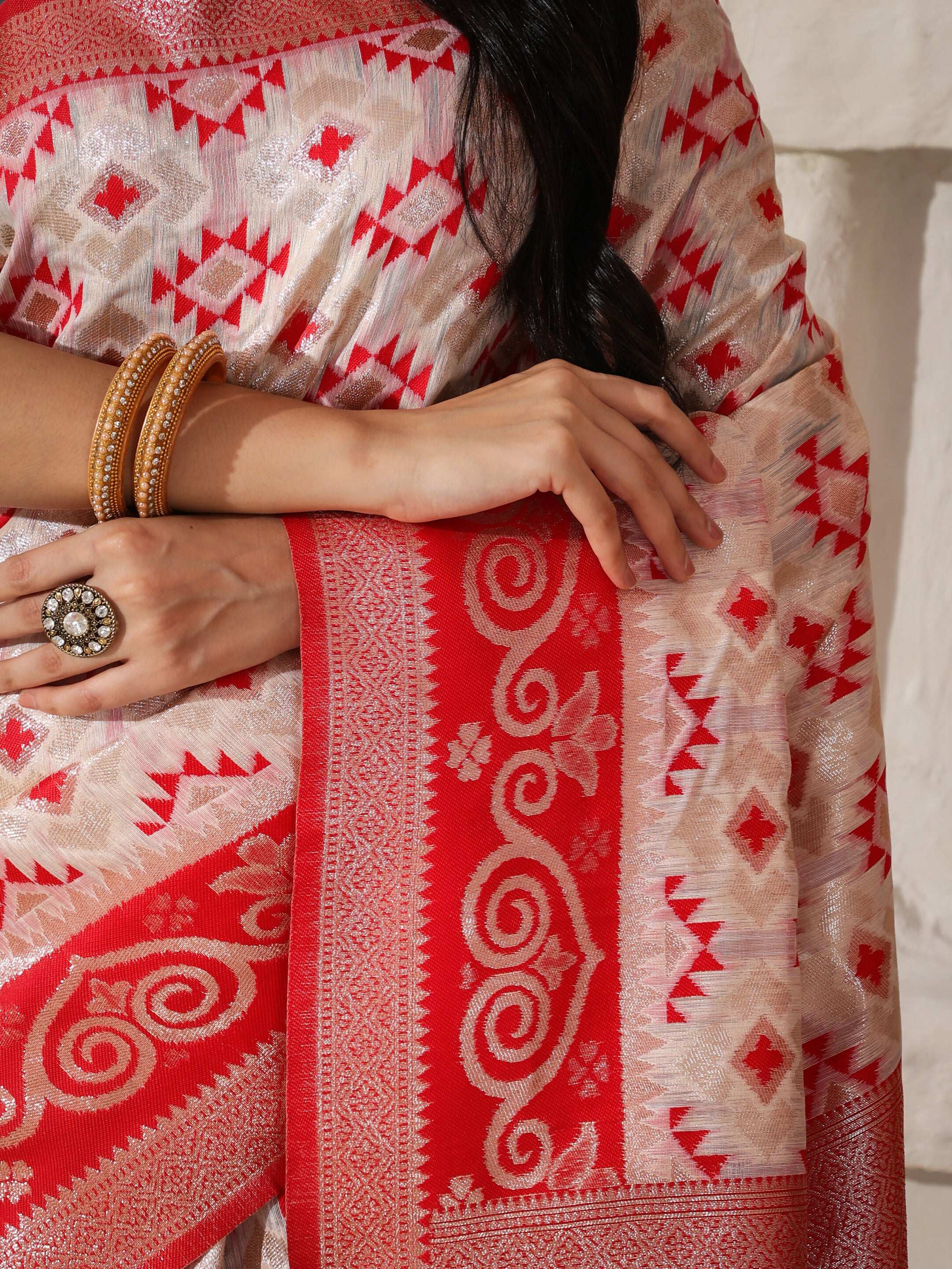 Astita Linen Cotton Red & White Saree