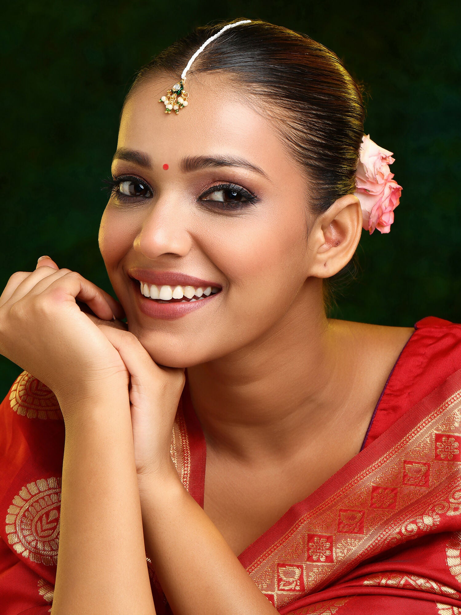 Ruby Raang Green Gold Kundan Maang Tikka